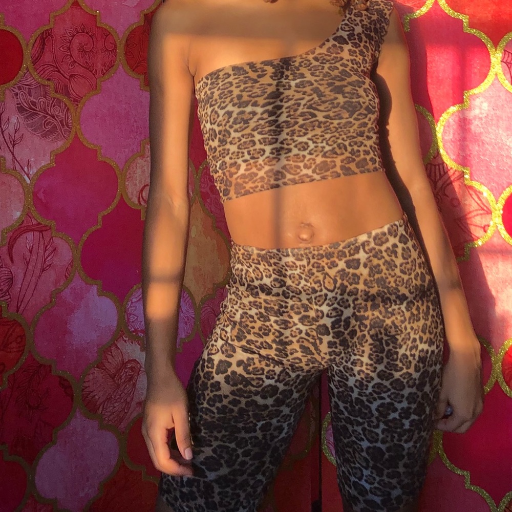 Cheetah Matching Set - Picture 3 of 3